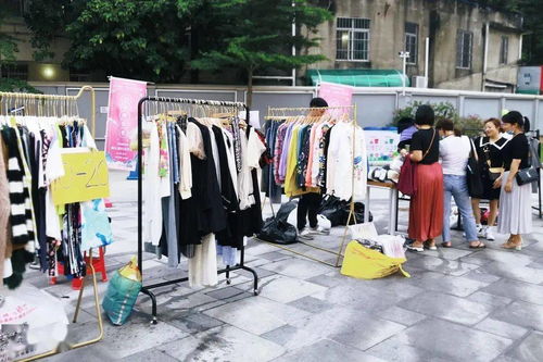 玩轉(zhuǎn)不一樣的國潮風(fēng) 天河五號(hào)服裝小鎮(zhèn)潮玩嘉年華 沖就對(duì)了